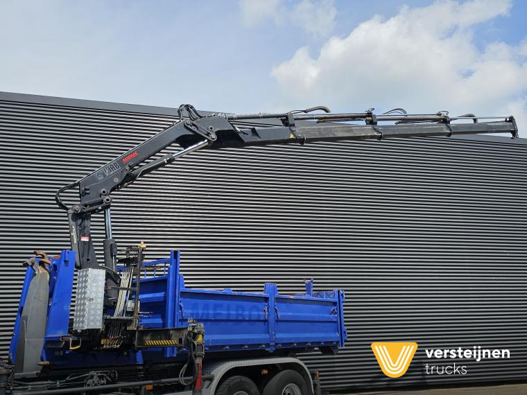 - CONTAINER + HIAB 166 CRANE / KRAN